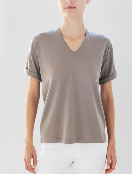 Luxo Knit T V-Neck - Fawn