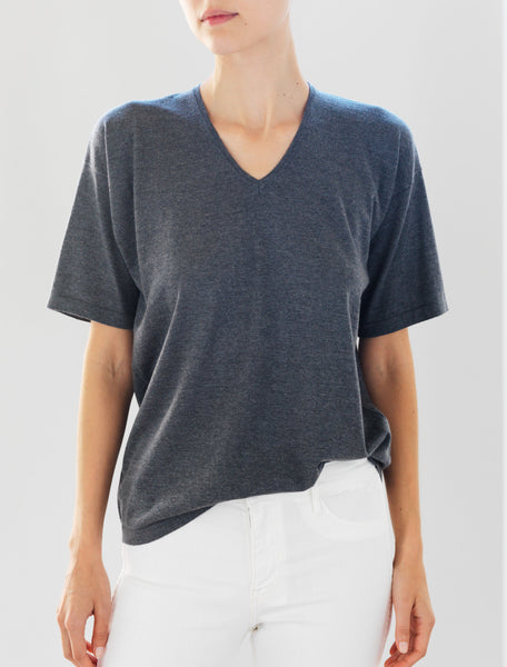 Luxo Knit T V-Neck - Light Charcoal